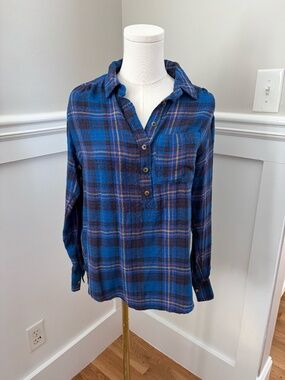 Anthropologie Plaid Button Back Shirt Blue Size XS